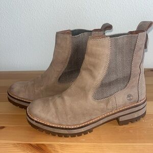 Timberland women’s  Suede Chelsea Boots